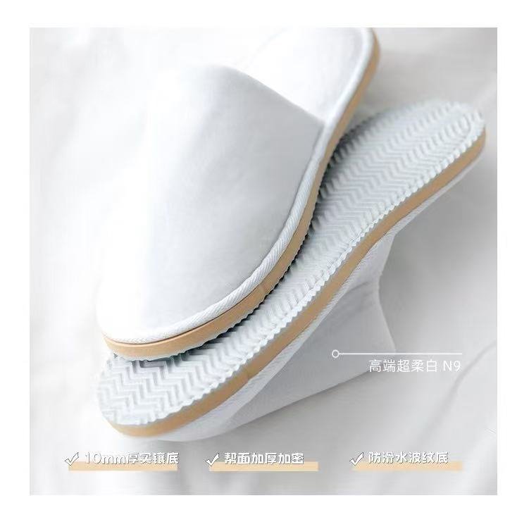 the slippers whole face