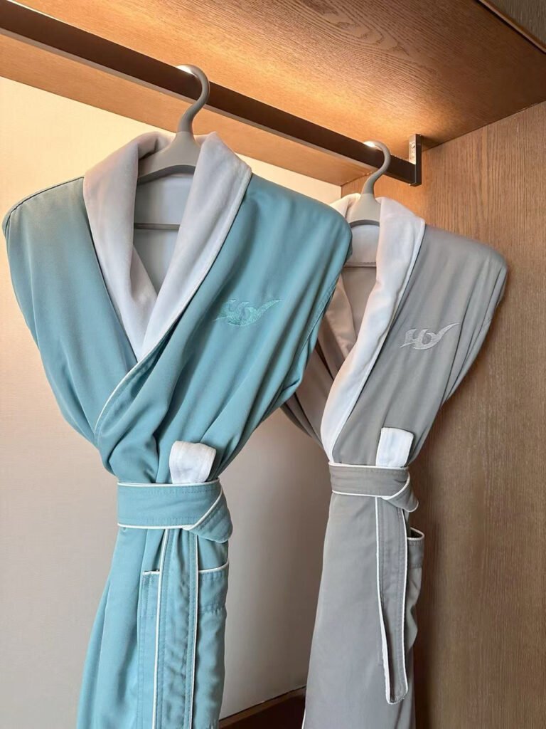 teo bathbore in the room